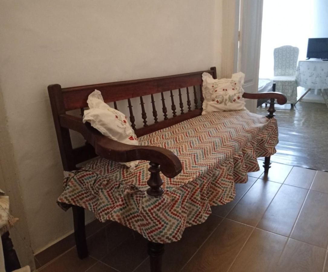 Marthas Traditional House Simi Zewnętrze zdjęcie